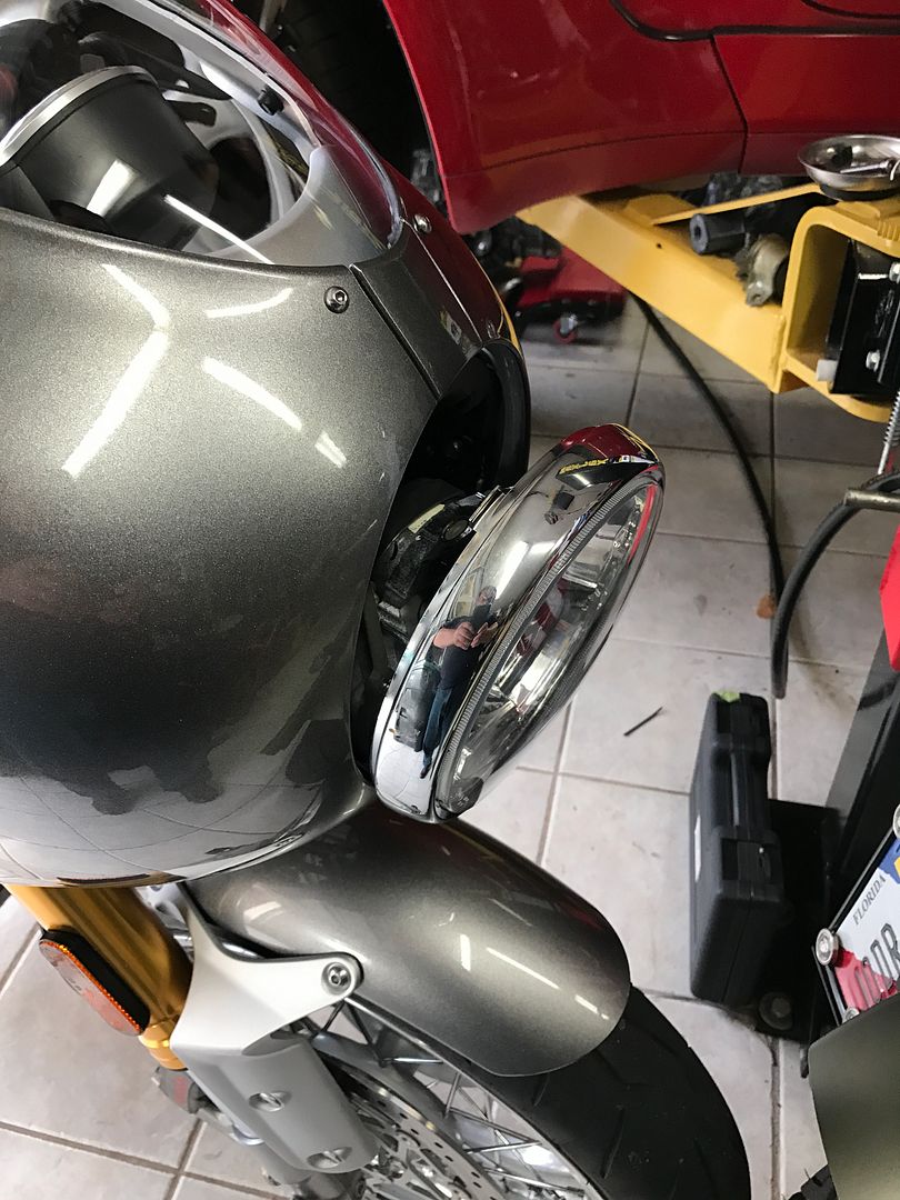 triumph thruxton r accessories